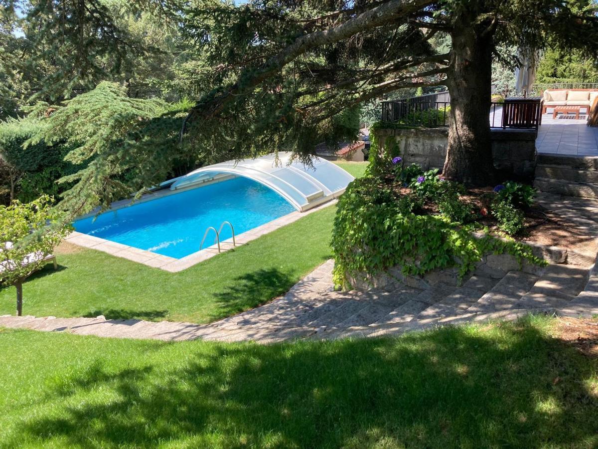Los Cedros, Gran Chalet Con Piscina Y Apartamento En Navacerrada Eksteriør billede